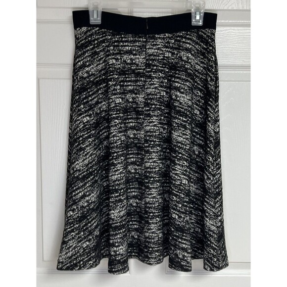 Banana Republic Textured Knit Midi Skirt Cocoon Polyester Blend Size 10 - Picture 3 of 9